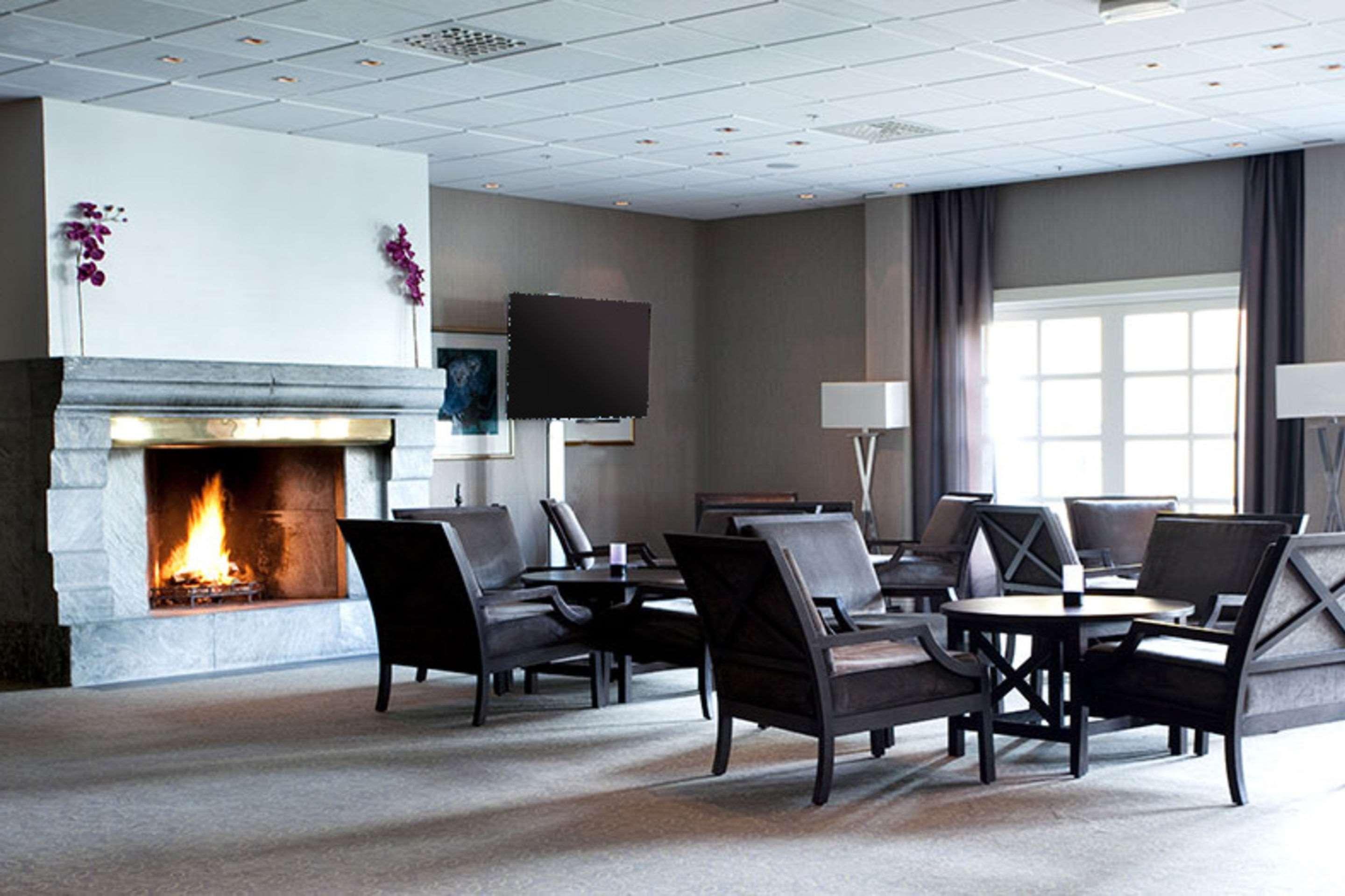 Clarion Oslo Airport Hotel 4*